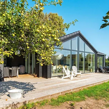 Family In Juelsminde (Hedensted)